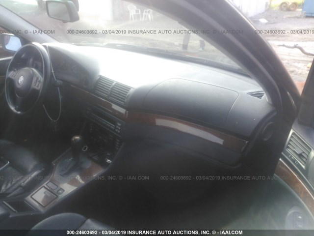WBADT43452GY41110 - 2002 BMW 525 I AUTOMATIC 黑色 照片 5