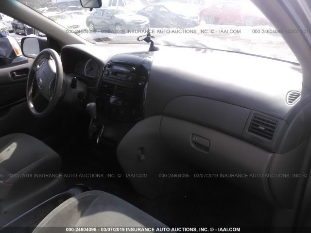 5TDZA23C14S190397 - 2004 TOYOTA SIENNA CE/LE TAN photo 5