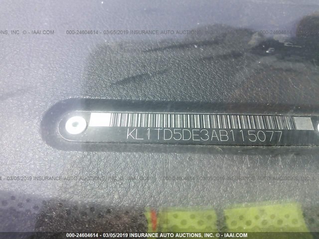 KL1TD5DE3AB115077 - 2010 CHEVROLET AVEO LS/LT SILVER photo 9