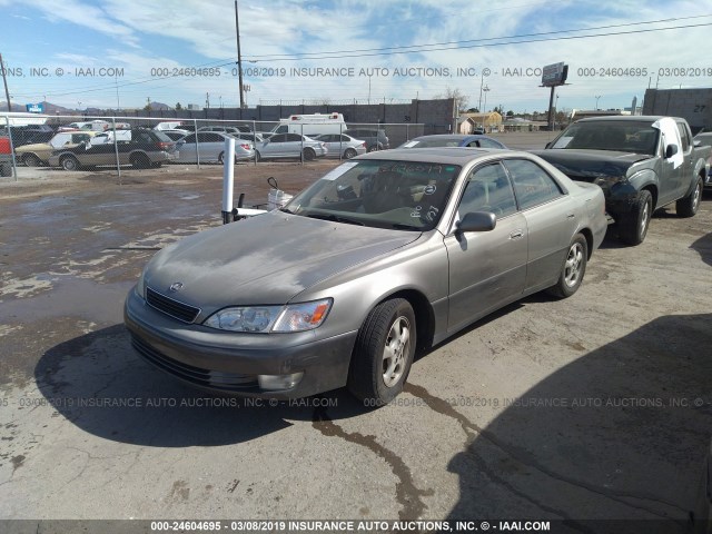 JT8BF28G2X5067599 - 1999 LEXUS ES 300 TAN photo 2