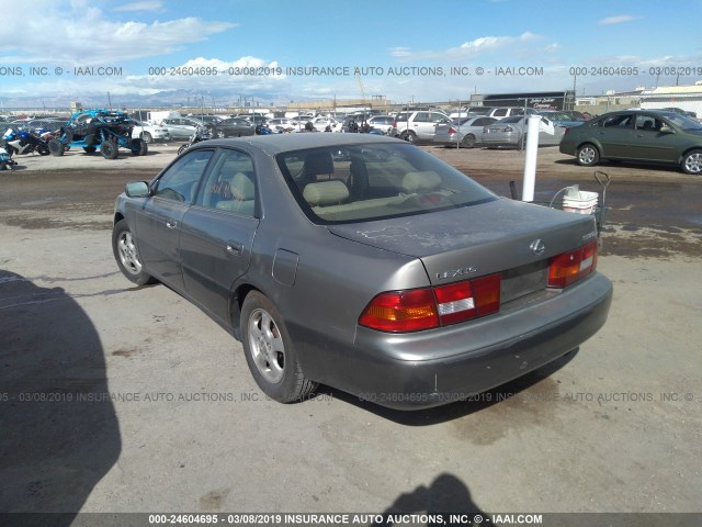 JT8BF28G2X5067599 - 1999 LEXUS ES 300 TAN photo 3