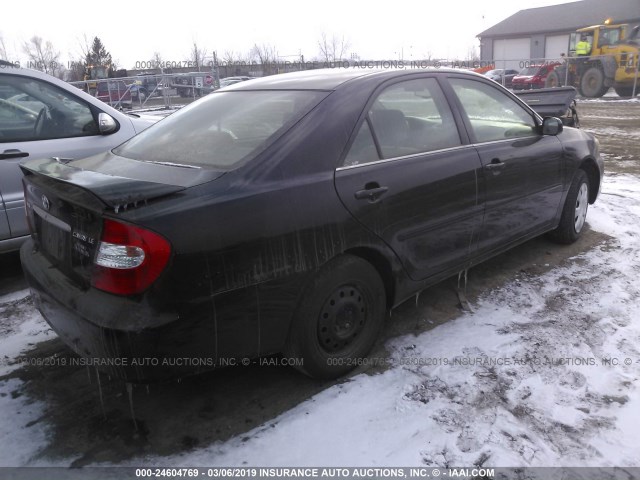 4T1BE32K43U251896 - 2003 TOYOTA CAMRY LE/XLE/SE BLACK photo 4