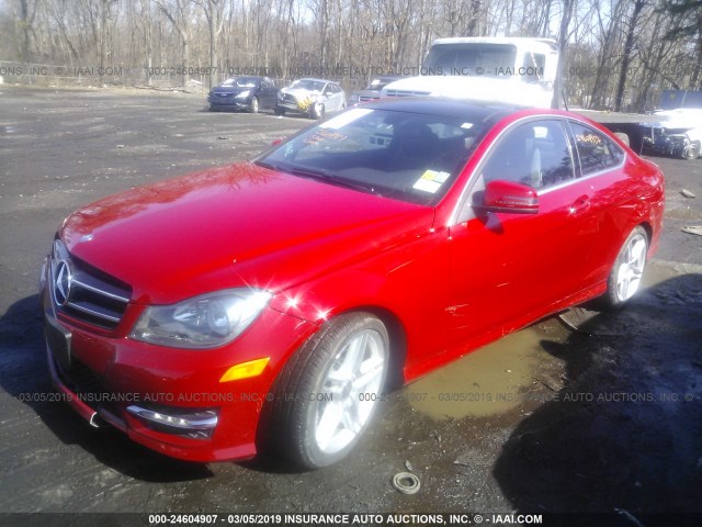 WDDGJ4HB4FG391040 - 2015 MERCEDES-BENZ C 250 RED photo 2