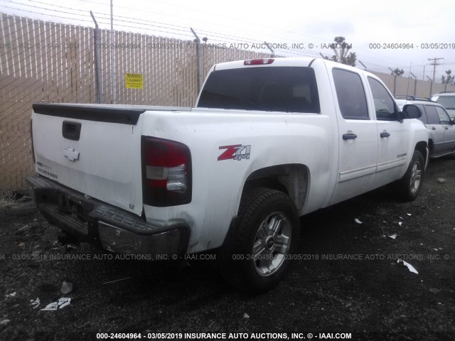 3GCPKSE31BG132240 - 2011 CHEVROLET SILVERADO K1500 LT WHITE photo 4