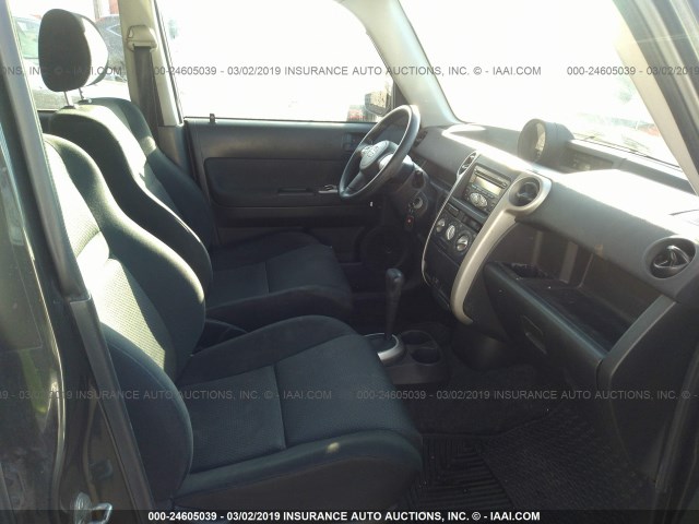 JTLKT324464088560 - 2006 TOYOTA SCION XB 黑色 照片 5