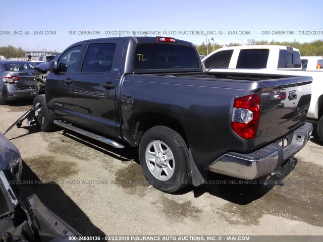 5TFEM5F1XEX075343 - 2014 TOYOTA TUNDRA CREWMAX SR5 GRAY photo 3