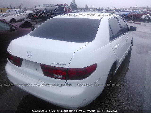 1HGCM66535A061790 - 2005 HONDA ACCORD EX WHITE photo 4