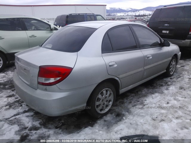 KNADC125946343168 - 2004 KIA RIO SILVER photo 4