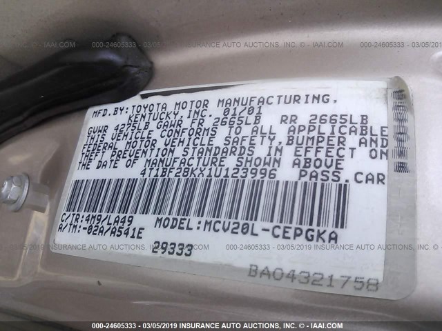 4T1BF28KX1U123996 - 2001 TOYOTA CAMRY LE/XLE 金色 照片 9