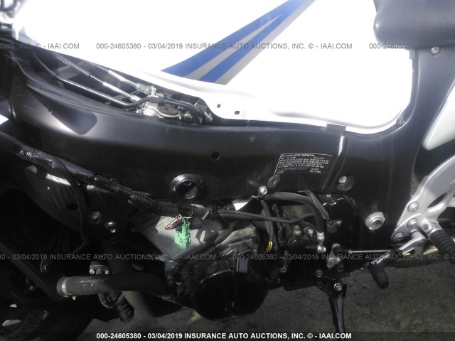 JS1GX72A692100317 - 2009 SUZUKI GSX1300 R WHITE photo 9