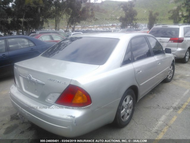 4T1BF28B81U144667 - 2001 TOYOTA AVALON XL/XLS SILVER photo 4