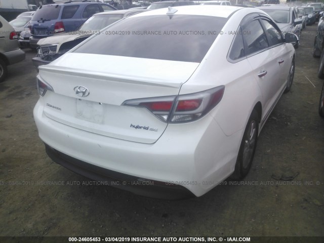 KMHE24L35HA066655 - 2017 HYUNDAI SONATA HYBRID/SE WHITE photo 4