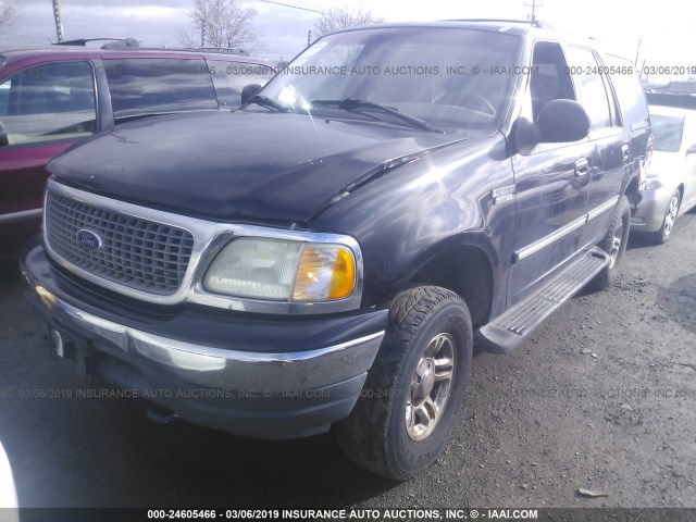 1FMPU16L12LA76673 - 2002 FORD EXPEDITION XLT BLACK photo 2