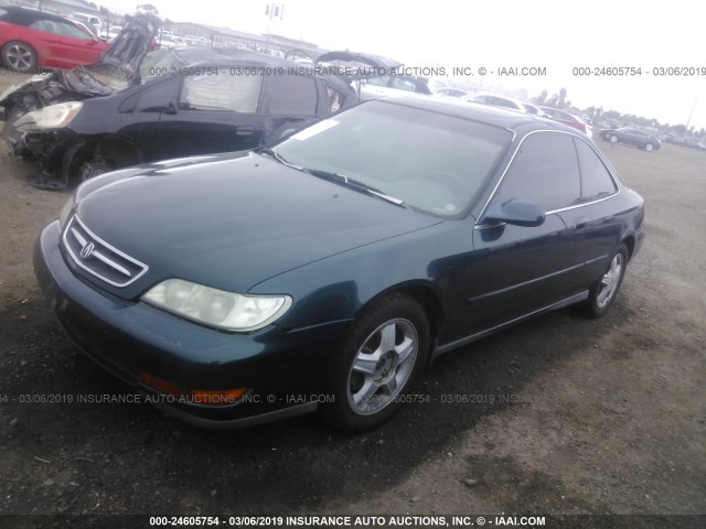 19UYA2259VL014068 - 1997 ACURA 3.0CL GREEN photo 2