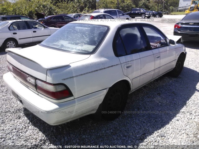 1NXBB02E9TZ391069 - 1996 TOYOTA COROLLA DX WHITE photo 4