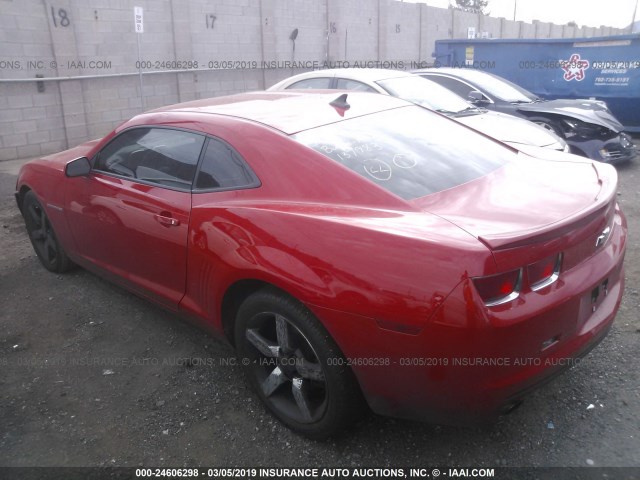 2G1FB1ED4B9137983 - 2011 CHEVROLET CAMARO RED photo 3