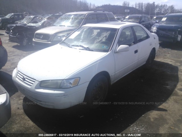 4T1BF22KXVU916035 - 1997 TOYOTA CAMRY CE/LE/XLE 白色 照片 2