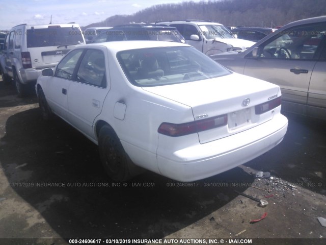 4T1BF22KXVU916035 - 1997 TOYOTA CAMRY CE/LE/XLE 白色 照片 3