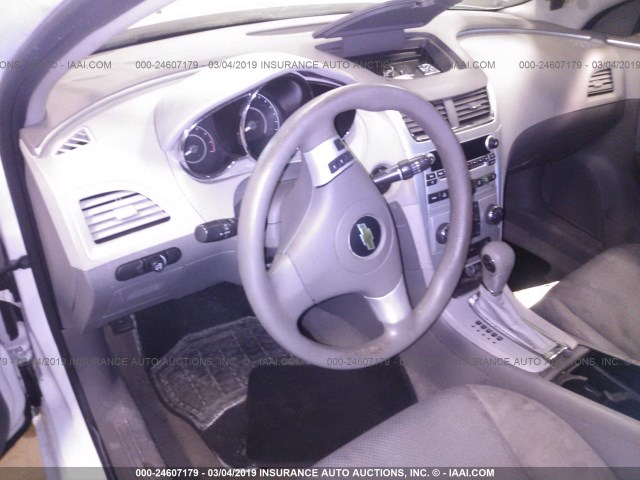 1G1ZA5E03CF277472 - 2012 CHEVROLET MALIBU LS WHITE photo 5