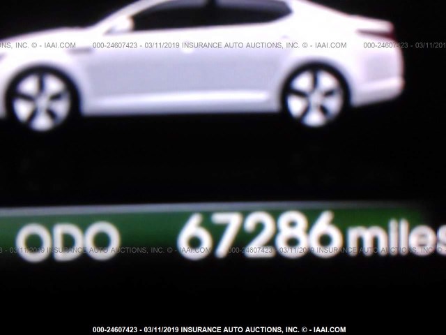 KNAGM4AD8D5057337 - 2013 KIA OPTIMA HYBRID WHITE photo 7