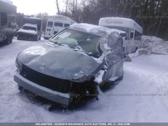 1C4NJDEB7FD151794 - 2015 JEEP COMPASS LATITUDE GRAY photo 2