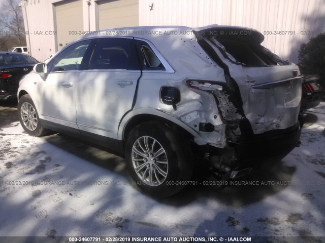 1GYKNDRS2JZ134232 - 2018 CADILLAC XT5 LUXURY WHITE photo 3