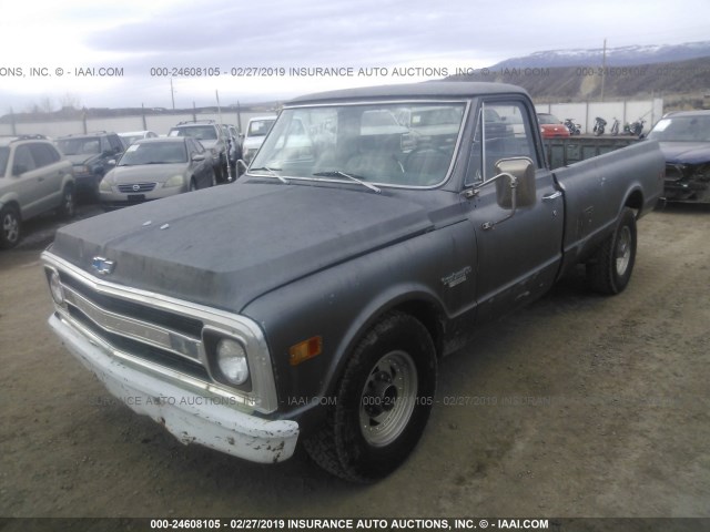 CE249S821989 - 1969 CHEVROLET C20 GRAY photo 2