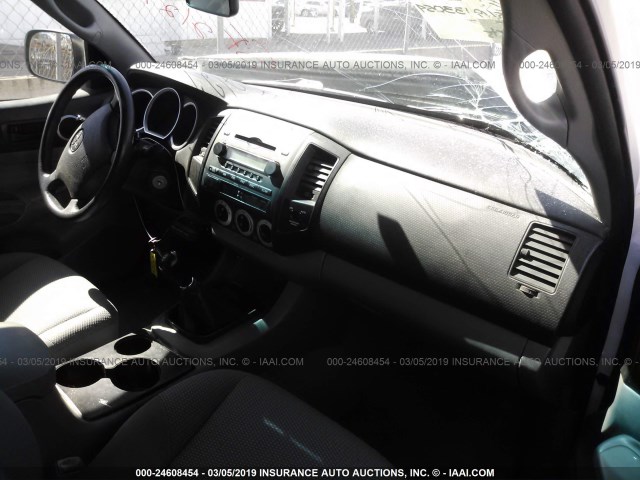 5TETX22N67Z435323 - 2007 TOYOTA TACOMA ACCESS CAB თეთრი ფოტო 5