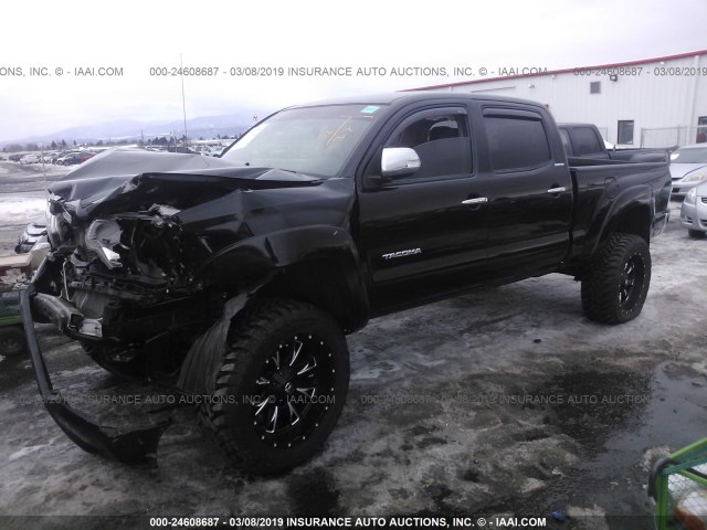 3TMMU4FN1FM082469 - 2015 TOYOTA TACOMA DOUBLE CAB LONG BED BLACK photo 2