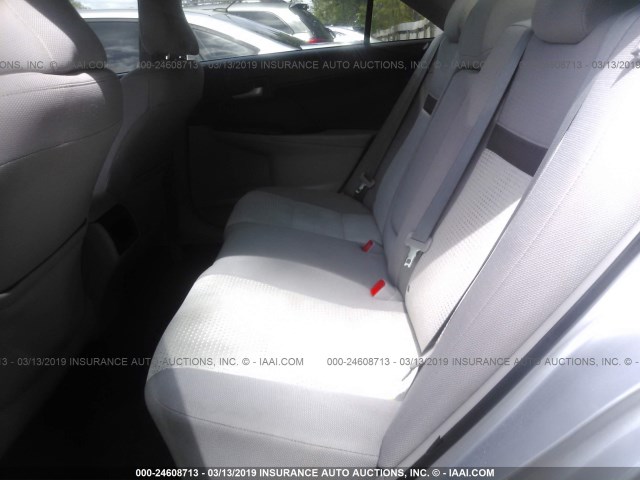 4T1BF1FKXEU383835 - 2014 TOYOTA CAMRY L/SE/LE/XLE 银色 照片 8