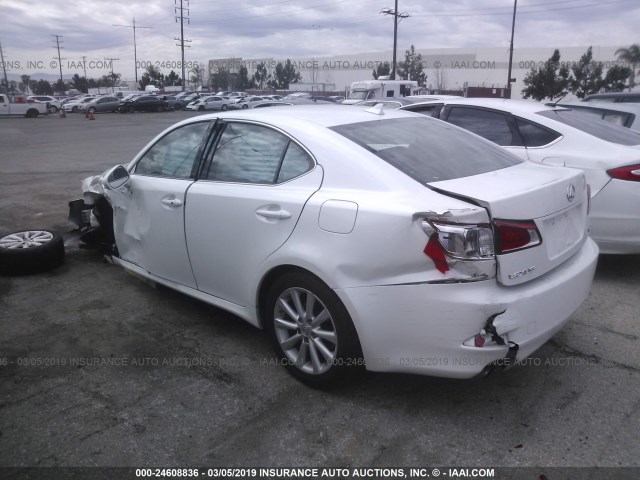 JTHBK262392093829 - 2009 LEXUS IS 250 WHITE photo 3