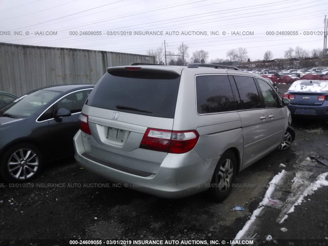 5FNRL38776B003425 - 2006 HONDA ODYSSEY EXL SILVER photo 4