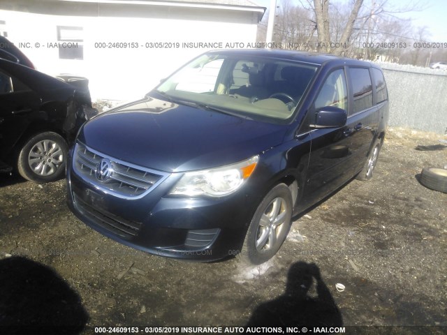 2V8HW34159R518361 - 2009 VOLKSWAGEN ROUTAN SE BLUE photo 2