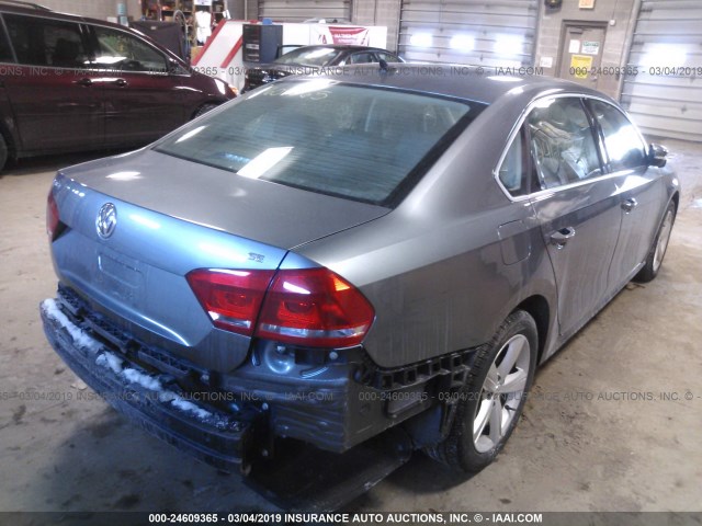 1VWBH7A30DC004909 - 2013 VOLKSWAGEN PASSAT SE GRAY photo 4