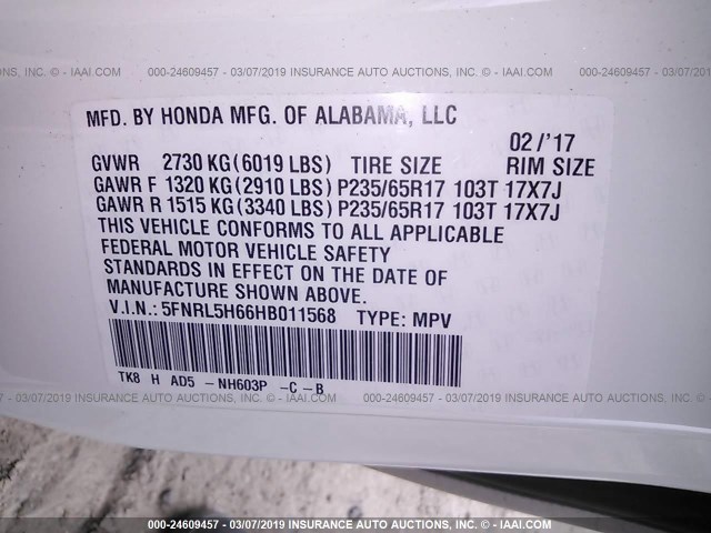 5FNRL5H66HB011568 - 2017 HONDA ODYSSEY EXL WHITE photo 9