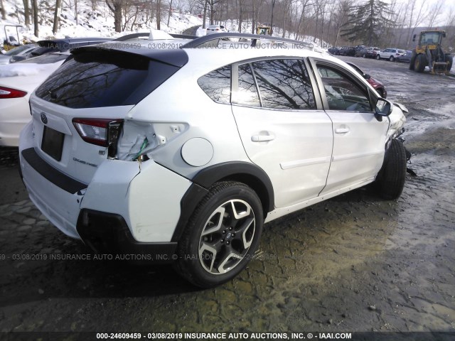 JF2GTANC6K8251836 - 2019 SUBARU CROSSTREK LIMITED WHITE photo 4