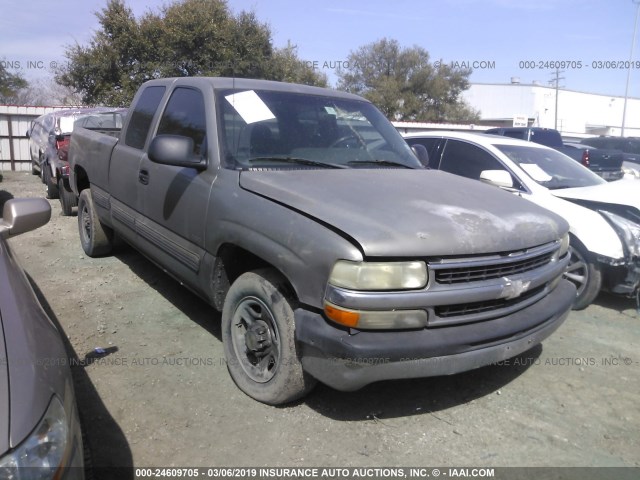 2GCEC19W3Y1262881 - 2000 CHEVROLET SILVERADO C1500 GRAY photo 1