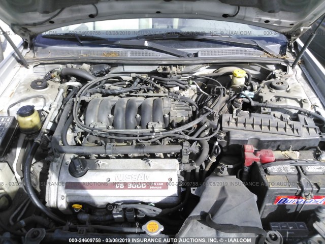 JN1CA31D81T630011 - 2001 NISSAN MAXIMA GXE/SE/GLE/20TH ANNIV GRAY photo 10