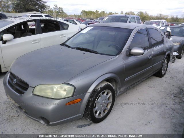 JN1CA31D81T630011 - 2001 NISSAN MAXIMA GXE/SE/GLE/20TH ANNIV GRAY photo 2