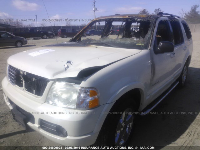 1FMDU75KX4ZB36156 - 2004 FORD EXPLORER LIMITED WHITE photo 2