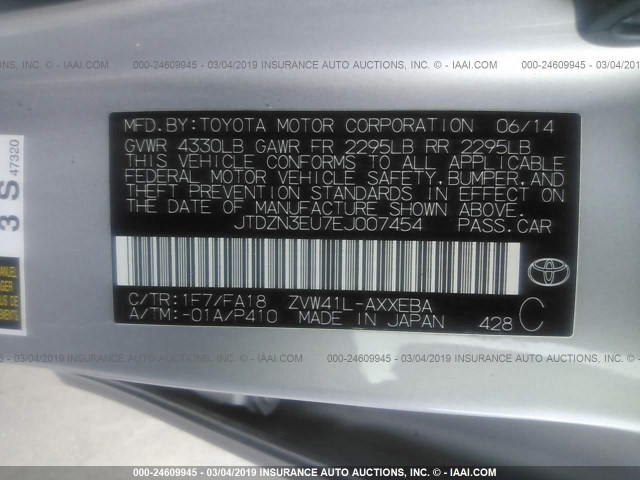 JTDZN3EU7EJ007454 - 2014 TOYOTA PRIUS V SILVER photo 9