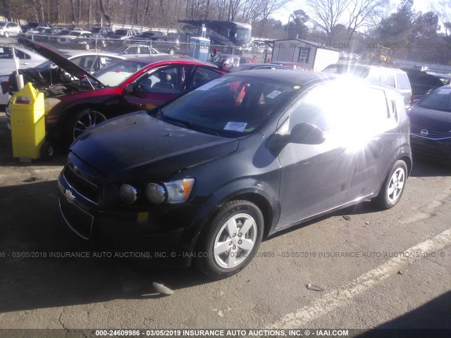 1G1JA6SH2F4177800 - 2015 CHEVROLET SONIC LS შავი ფოტო 2