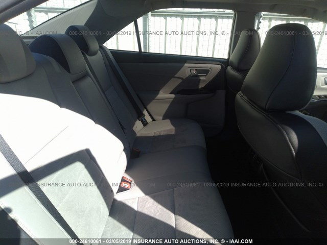 4T1BF1FK2GU221958 - 2016 TOYOTA CAMRY LE/XLE/SE/XSE WHITE photo 8