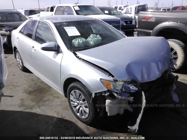 4T1BF1FK8DU243992 - 2013 TOYOTA CAMRY L/SE/LE/XLE Gümüş foto 1