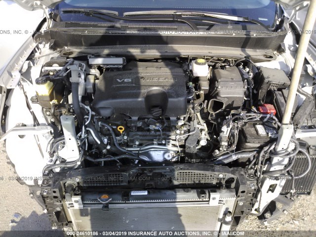 5N1DR2MN3JC618367 - 2018 NISSAN PATHFINDER S/SV/SL/PLATINUM SILVER photo 10