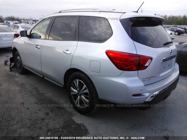5N1DR2MN3JC618367 - 2018 NISSAN PATHFINDER S/SV/SL/PLATINUM SILVER photo 3