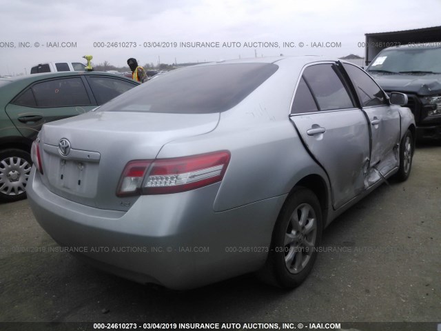 4T1BF3EK1BU173813 - 2011 TOYOTA CAMRY SE/LE/XLE SILVER photo 4