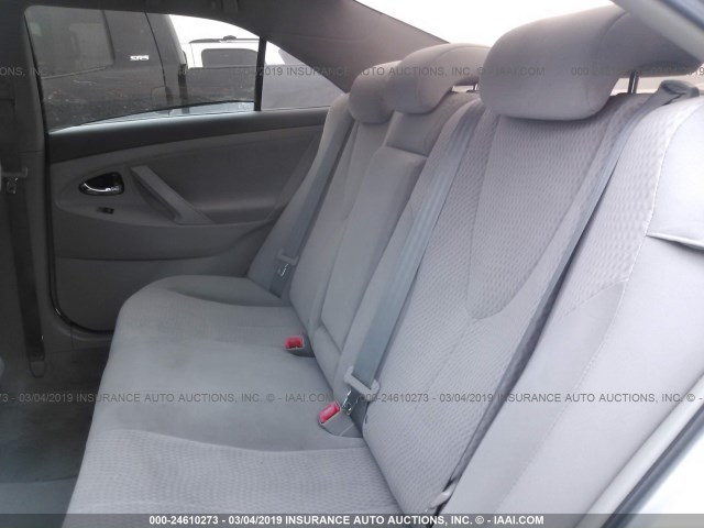 4T1BF3EK1BU173813 - 2011 TOYOTA CAMRY SE/LE/XLE SILVER photo 8