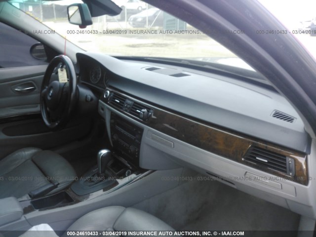 WBAVB33566KR79817 - 2006 BMW 330 I GRAY photo 5