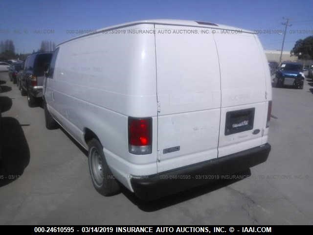 1FTRE1429YHB94423 - 2000 FORD ECONOLINE E150 VAN WHITE photo 3